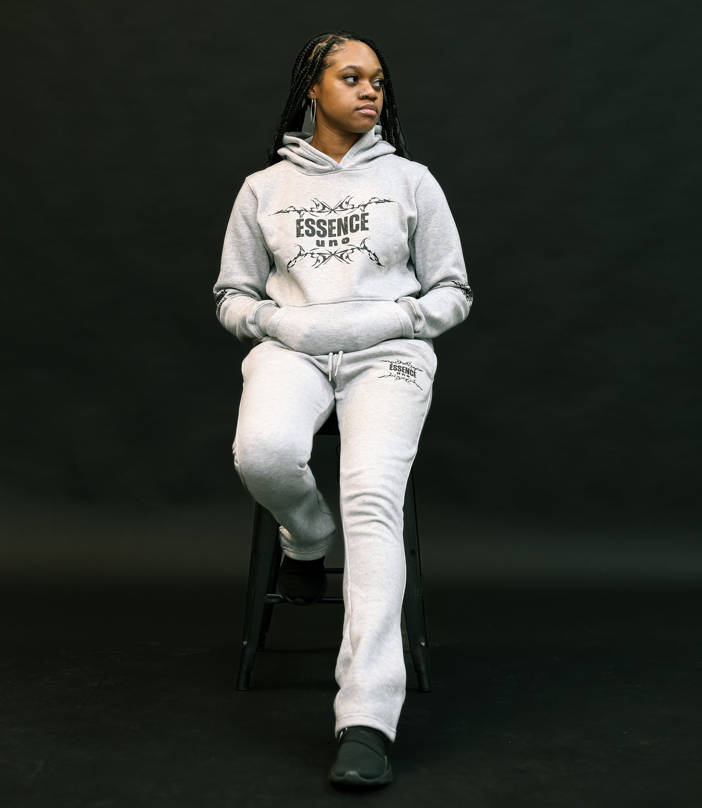 EssenceUno matching set