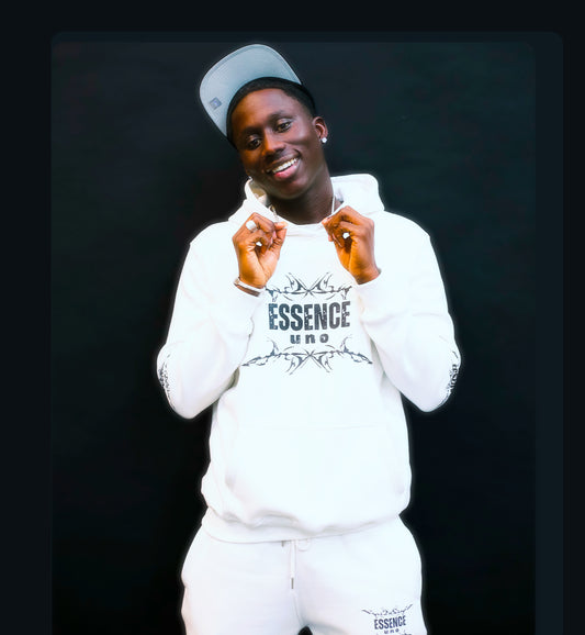 EssenceUno matching set